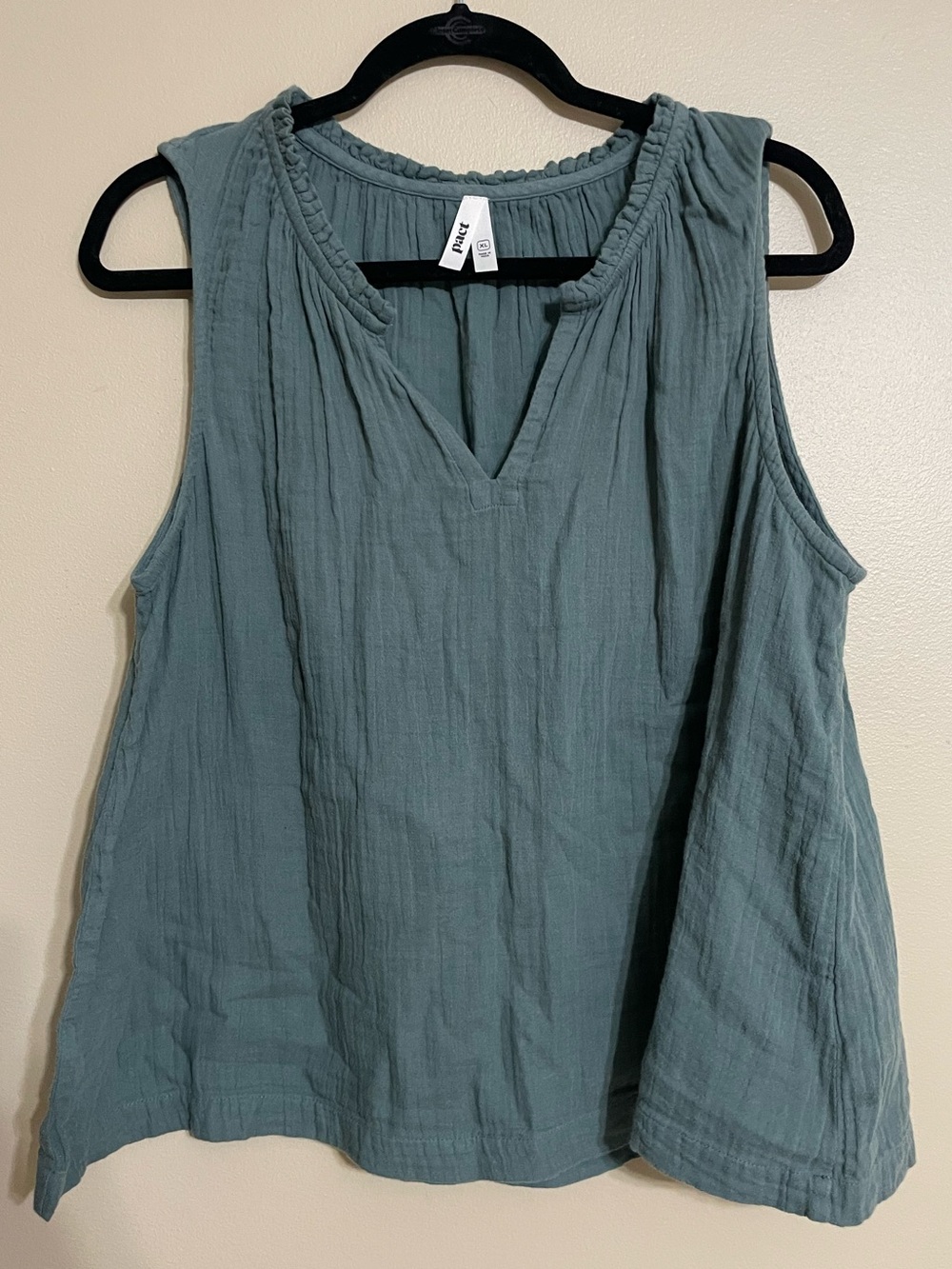 Pact Olive Green Sleeveless Tank Top organic cotton ruffle size XL